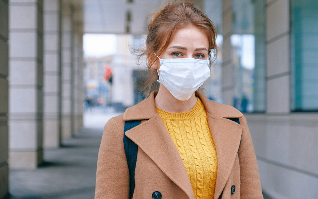 a girl goes shopping in Florence after covid 19 pandemic