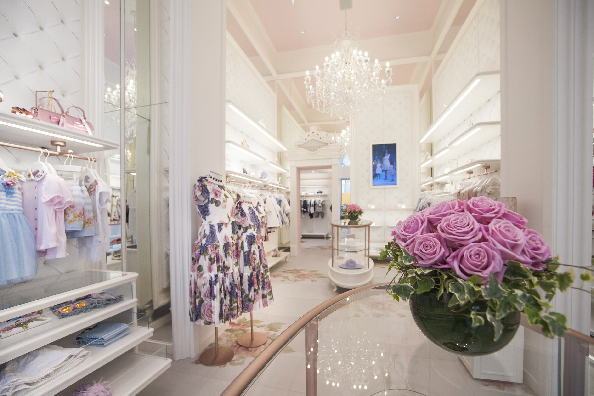 monnalisa-florence-shop Monnalisa store in Florence is a great place to shop for children