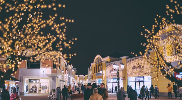 The 10 Best Designer Fashion Outlets Around the World – StyleCaster