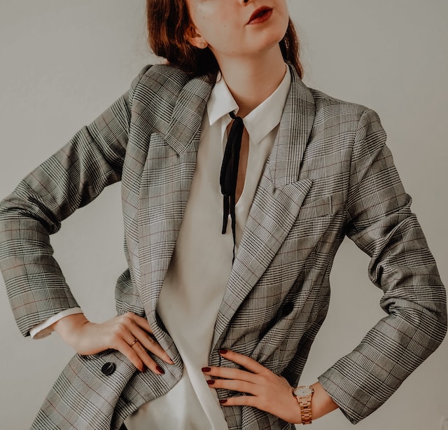 woman-business-suit Woman wearing a nice business suit